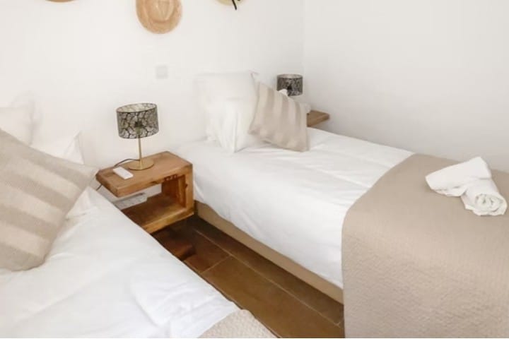 Yoga & Hike Retreat Spanje - slaapkamer1