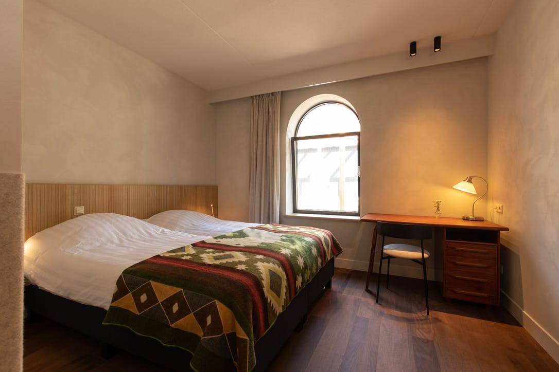 Stoelyoga retreat Zeeland - slaapkamer