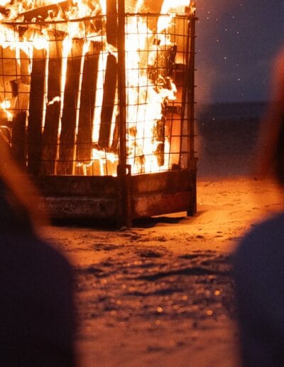 Mindful Yoga & Relax Retreat Ameland - kampvuur Mindful Yoga Relax Retreat Ameland kampvuur
